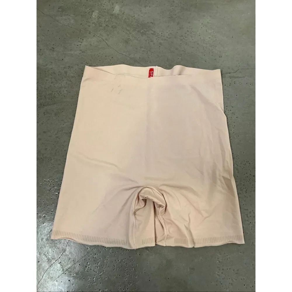 Spanx Thinstinc Shorts | Tan in Small